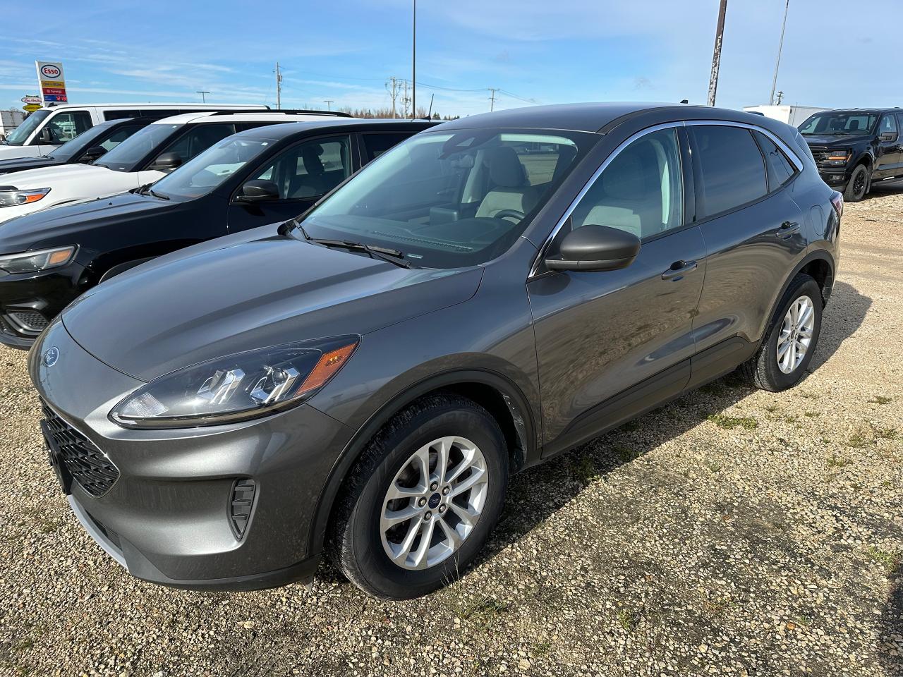 2022 Ford Escape SE AWD Photo0