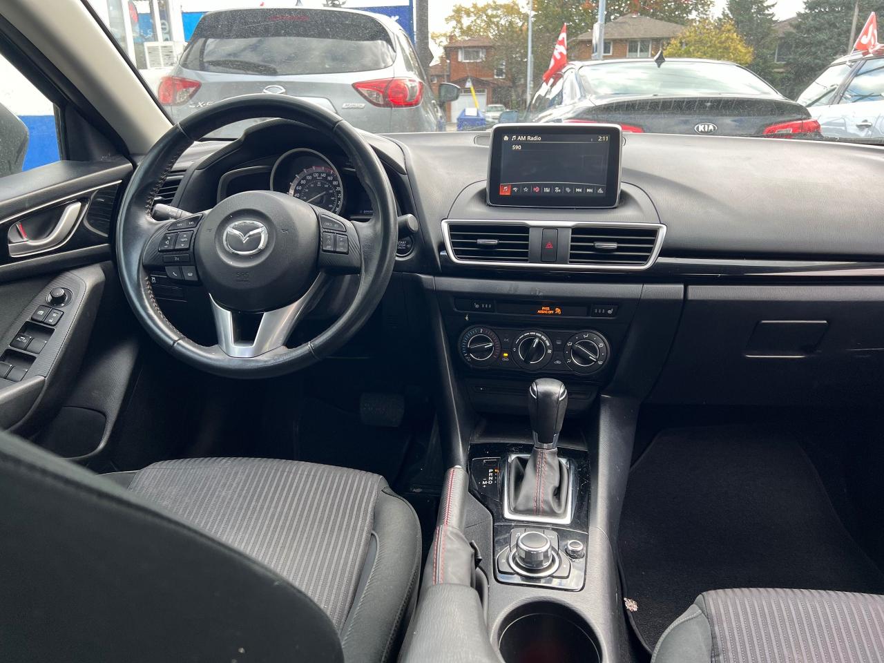 2015 Mazda MAZDA3 GS - Photo #4