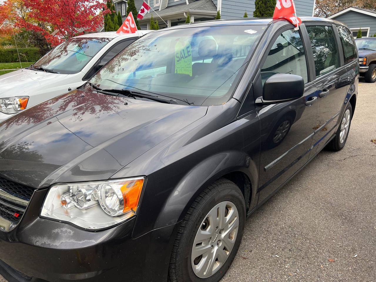 2017 Dodge Grand Caravan CANADA VALUE PACKAGE - Photo #2