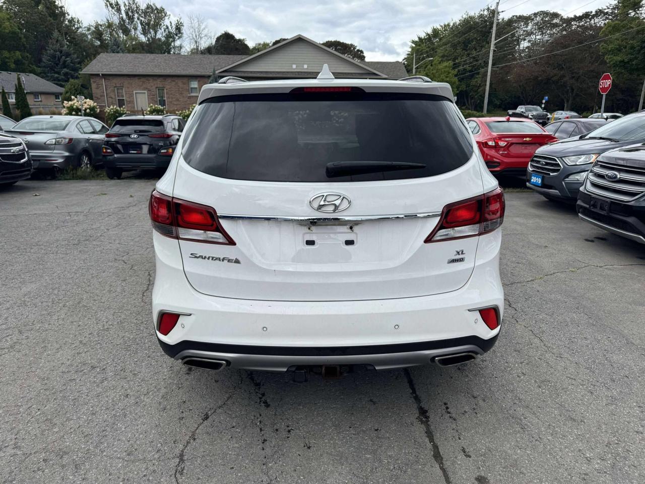 2017 Hyundai Santa Fe XL AWD 4dr Luxury w/6-Passenger - Photo #6