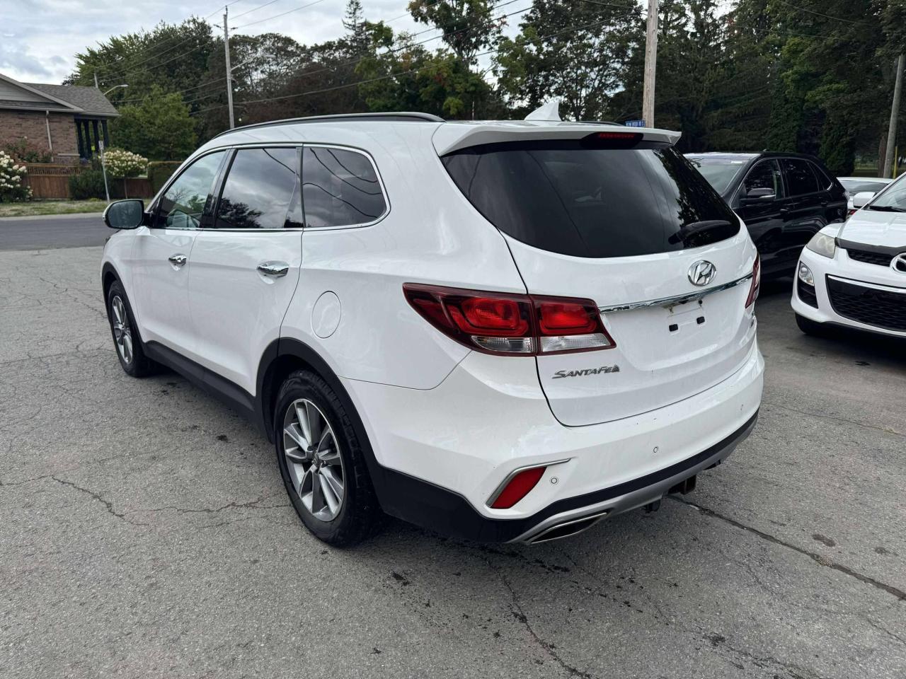 2017 Hyundai Santa Fe XL AWD 4dr Luxury w/6-Passenger - Photo #8