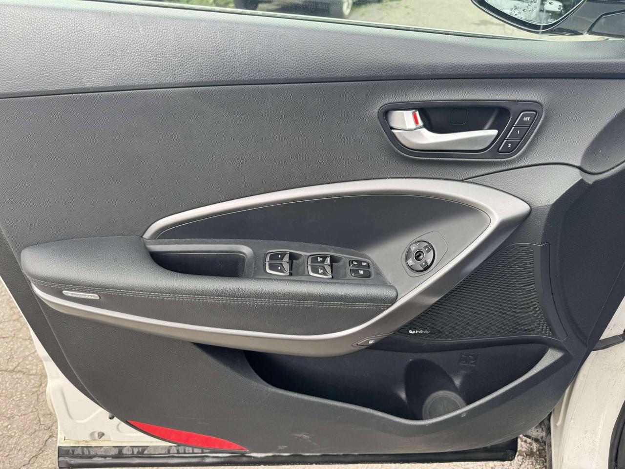 2017 Hyundai Santa Fe XL AWD 4dr Luxury w/6-Passenger - Photo #18