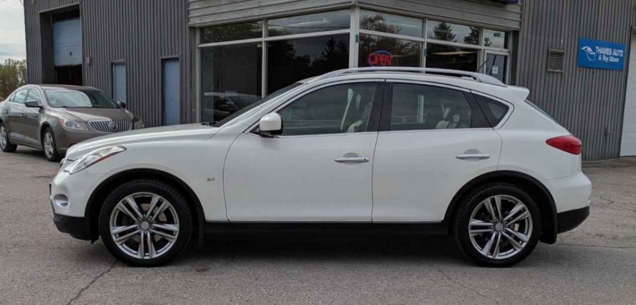 2015 Infiniti QX50  - Photo #2