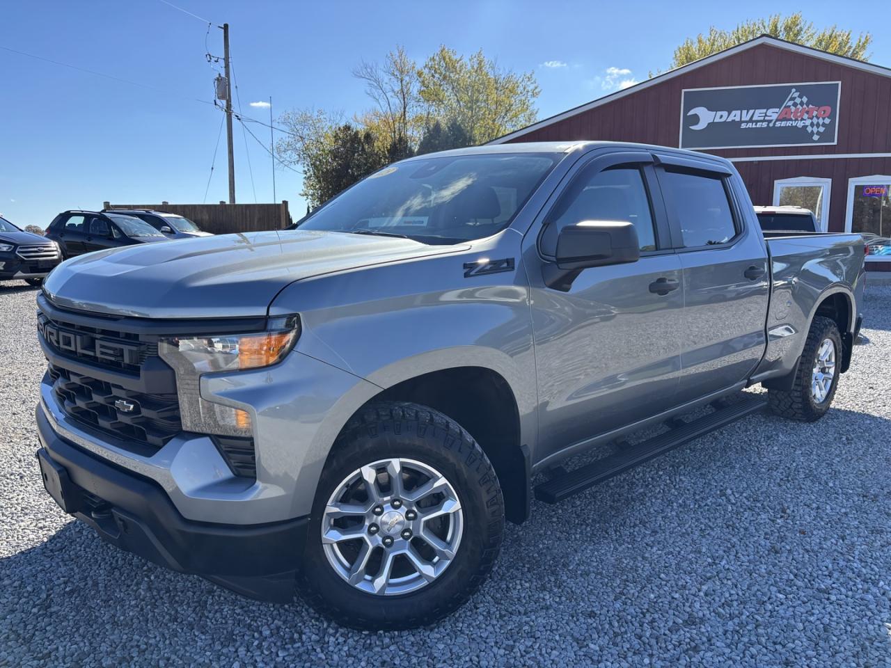Used 2023 Chevrolet Silverado 1500 RST Crew Cab 4WD Looks Like new! for sale in Dunnville, ON
