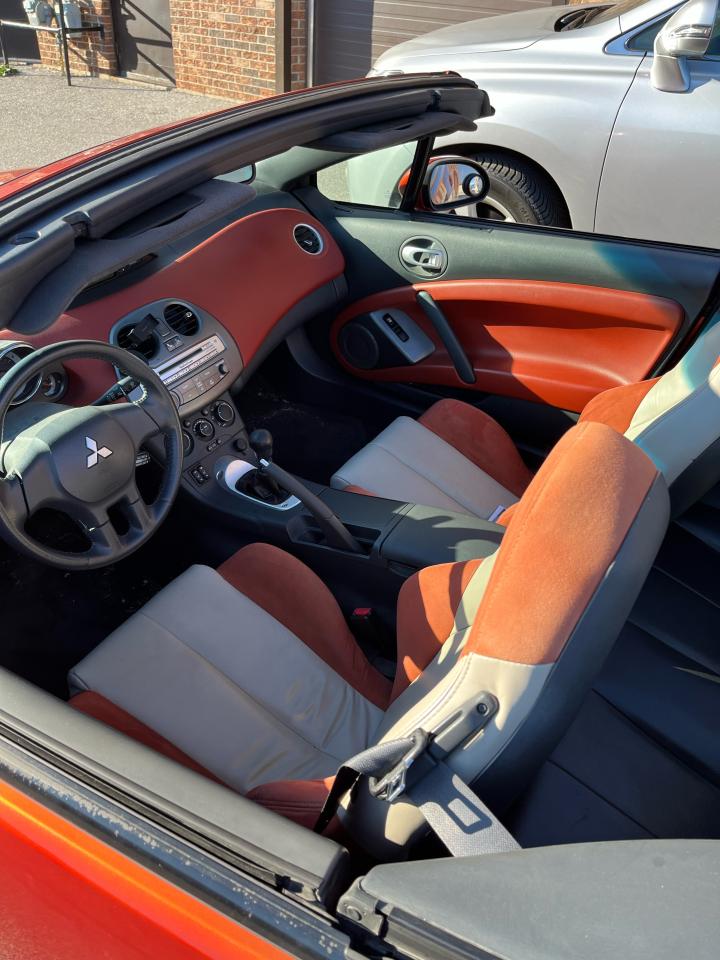 2012 Mitsubishi Eclipse GT-P CONVERTIBLE V6 - RARE 6 SPEED MANUAL TRANSMISSION- ONLY 139,410KMS!! - Photo #12