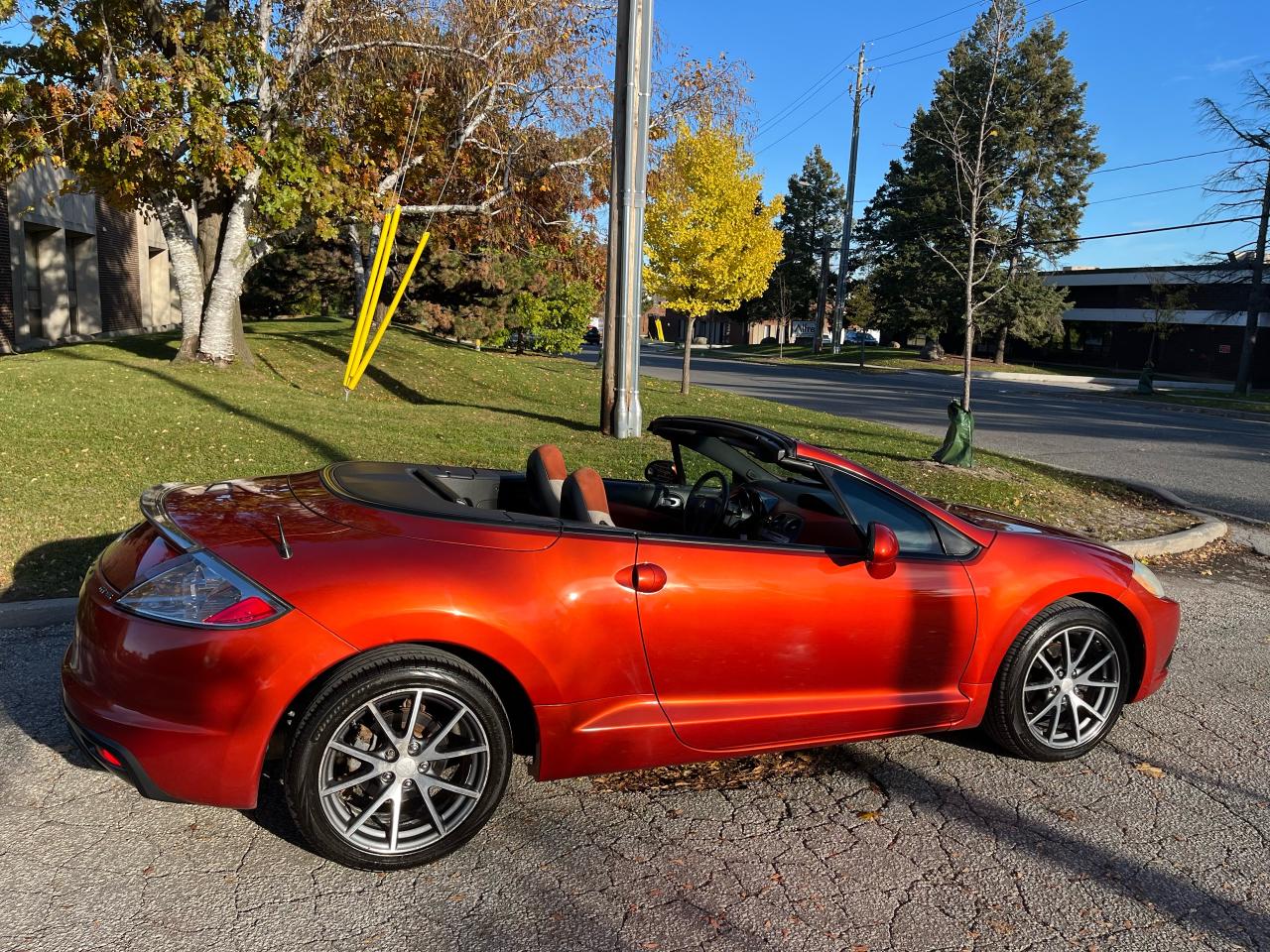 2012 Mitsubishi Eclipse GT-P CONVERTIBLE V6 - RARE 6 SPEED MANUAL TRANSMISSION- ONLY 139,410KMS!! - Photo #3