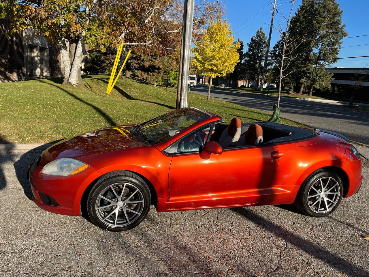 2012 Mitsubishi Eclipse GT-P CONVERTIBLE V6 - RARE 6 SPEED MANUAL TRANSMISSION- ONLY 139,410KMS!! Photo4