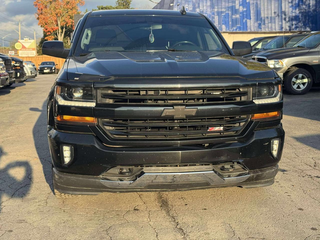 2018 Chevrolet Silverado 1500 LT - Photo #2