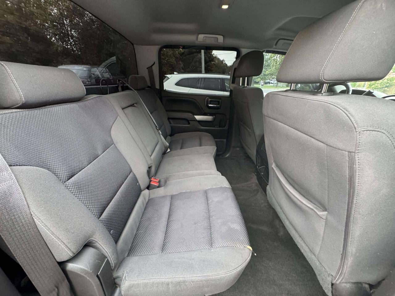 2018 Chevrolet Silverado 1500 LT - Photo #18