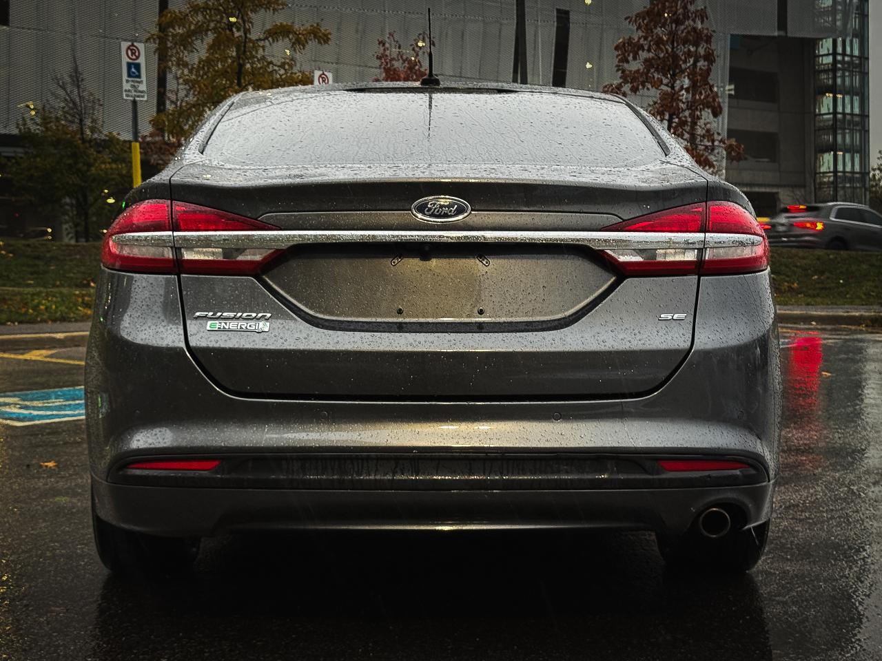 2018 Ford Fusion Energi SE FWD | CLEAN TITLE | - Photo #5