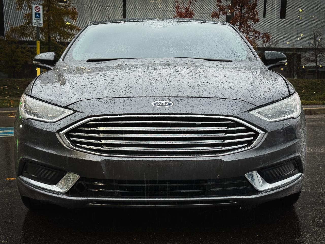 2018 Ford Fusion Energi SE FWD | CLEAN TITLE | - Photo #2