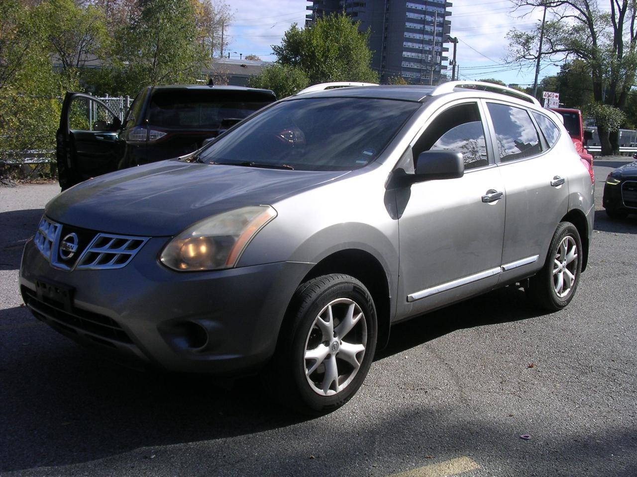 Used 2011 Nissan Rogue AWD 4dr SV for sale in Toronto, ON