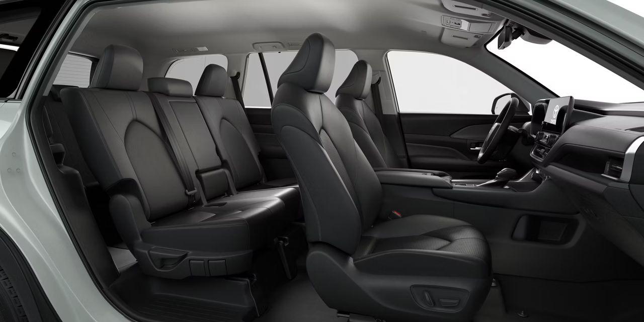 2026 Toyota Grand Highlander XLE AWD Photo