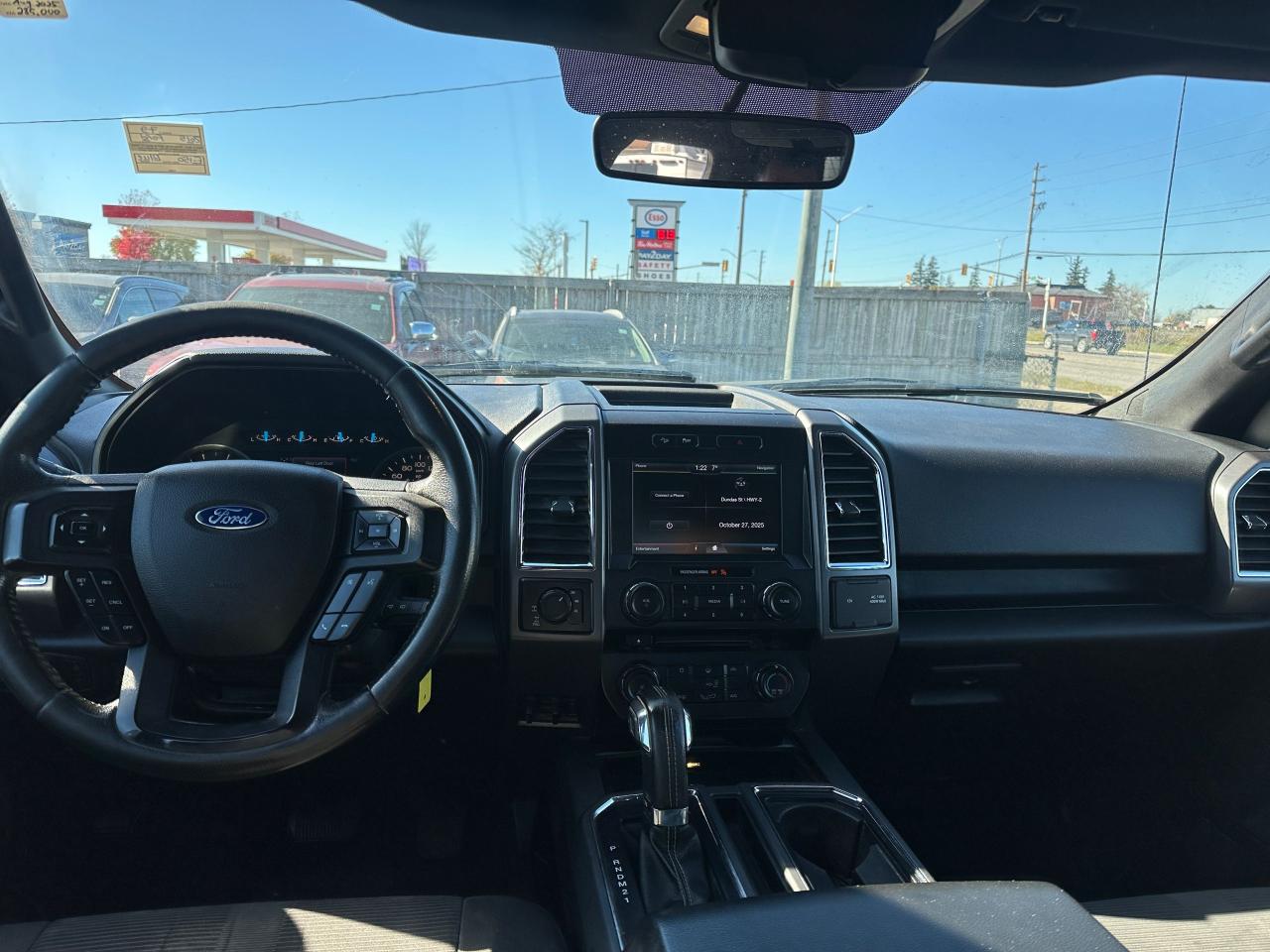 2015 Ford F-150 XLT - Photo #12