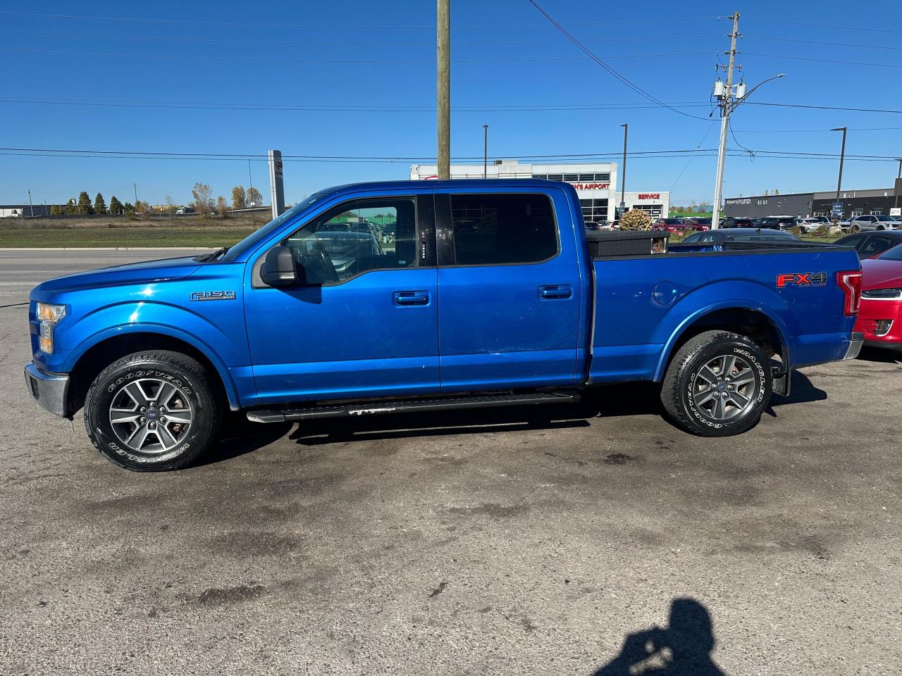 2015 Ford F-150 XLT - Photo #2