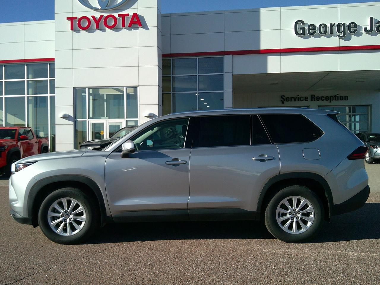 2026 Toyota Grand Highlander XLE Photo1