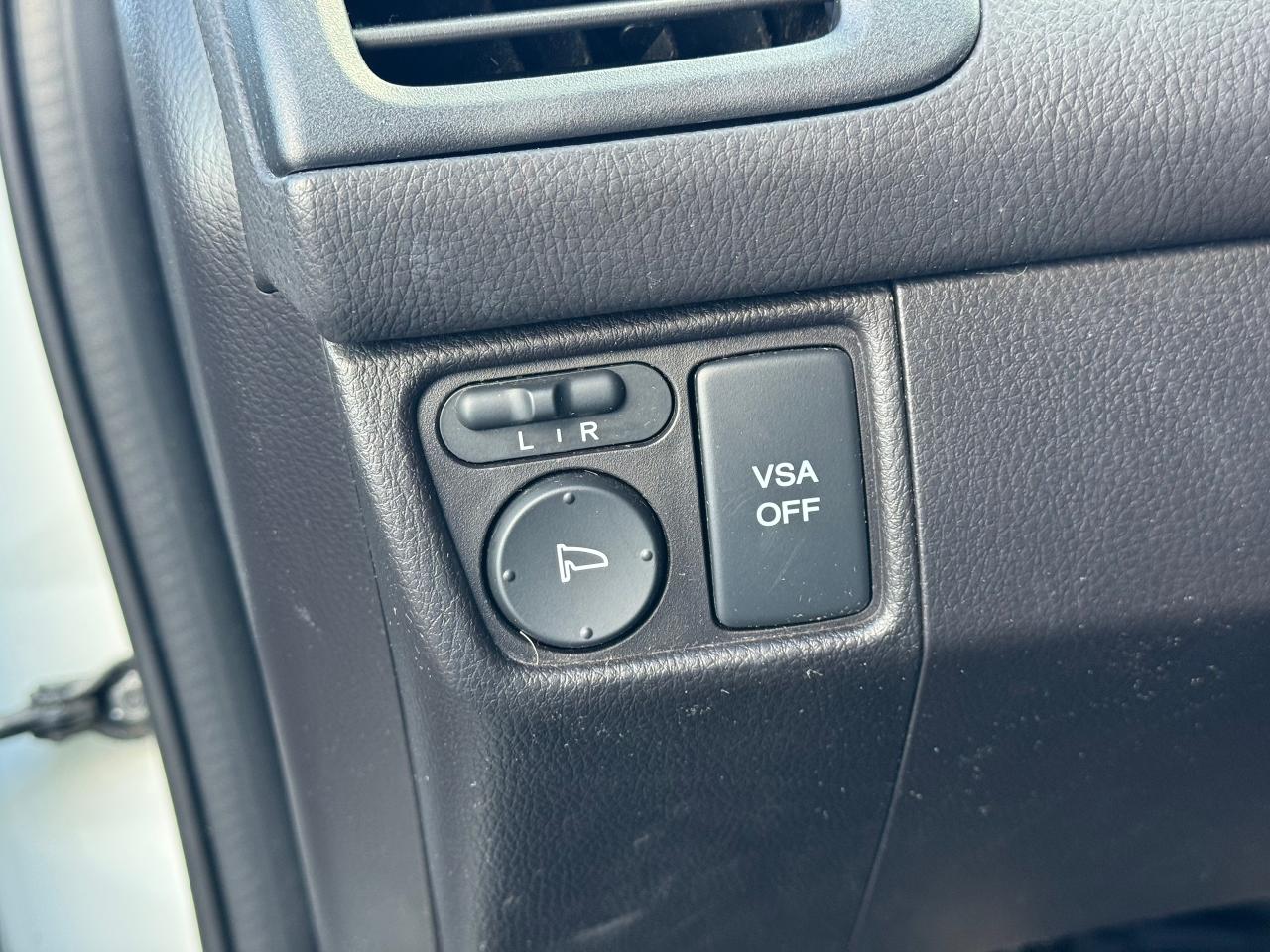 2010 Acura RDX SH-AWD **HEATED FRONT SEATS** - Photo #26