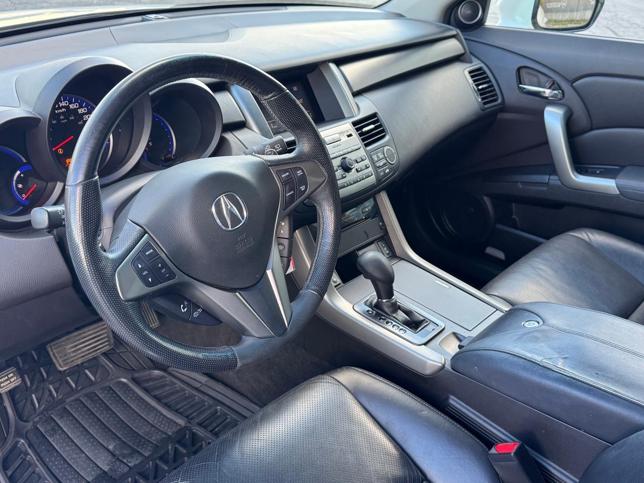 2010 Acura RDX SH-AWD **HEATED FRONT SEATS** - Photo #18