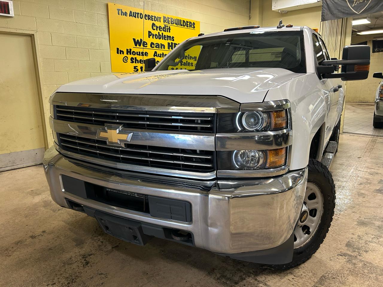 Used 2018 Chevrolet Silverado 2500 Work Truck for sale in Windsor, ON