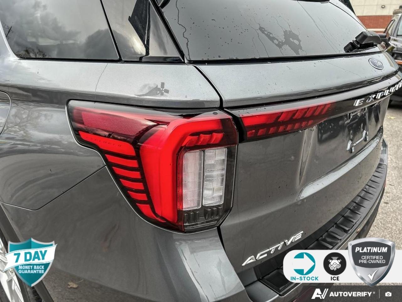 2025 Ford Explorer Active 7 PASSANGER AWD LOW KMS CERTIFIED Photo