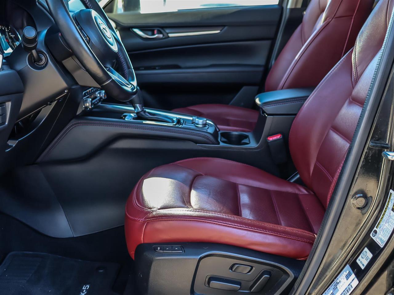 2023 Mazda CX-5 KURO AWD Photo