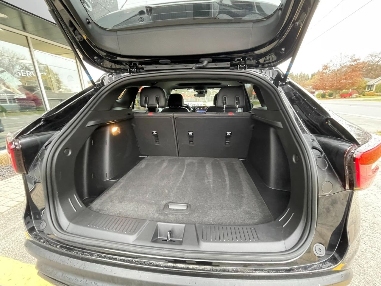 2024 Chevrolet Trax 2RS One Owner | Sunroof | Navigation | 18" Wheels Photo