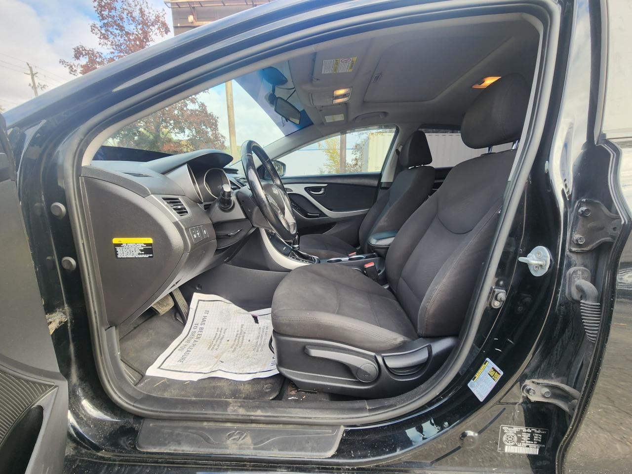 2016 Hyundai Elantra GLS l Clean Carfax l No Accidents l Affordable - Photo #17