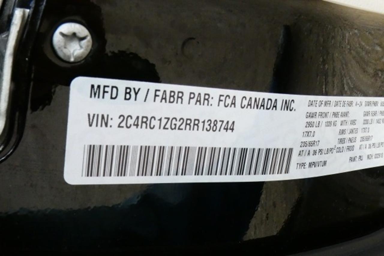 2024 Chrysler Grand Caravan SXT 2WD w/Htd cloth, Htd wheel, NAV, BUC - Photo #20