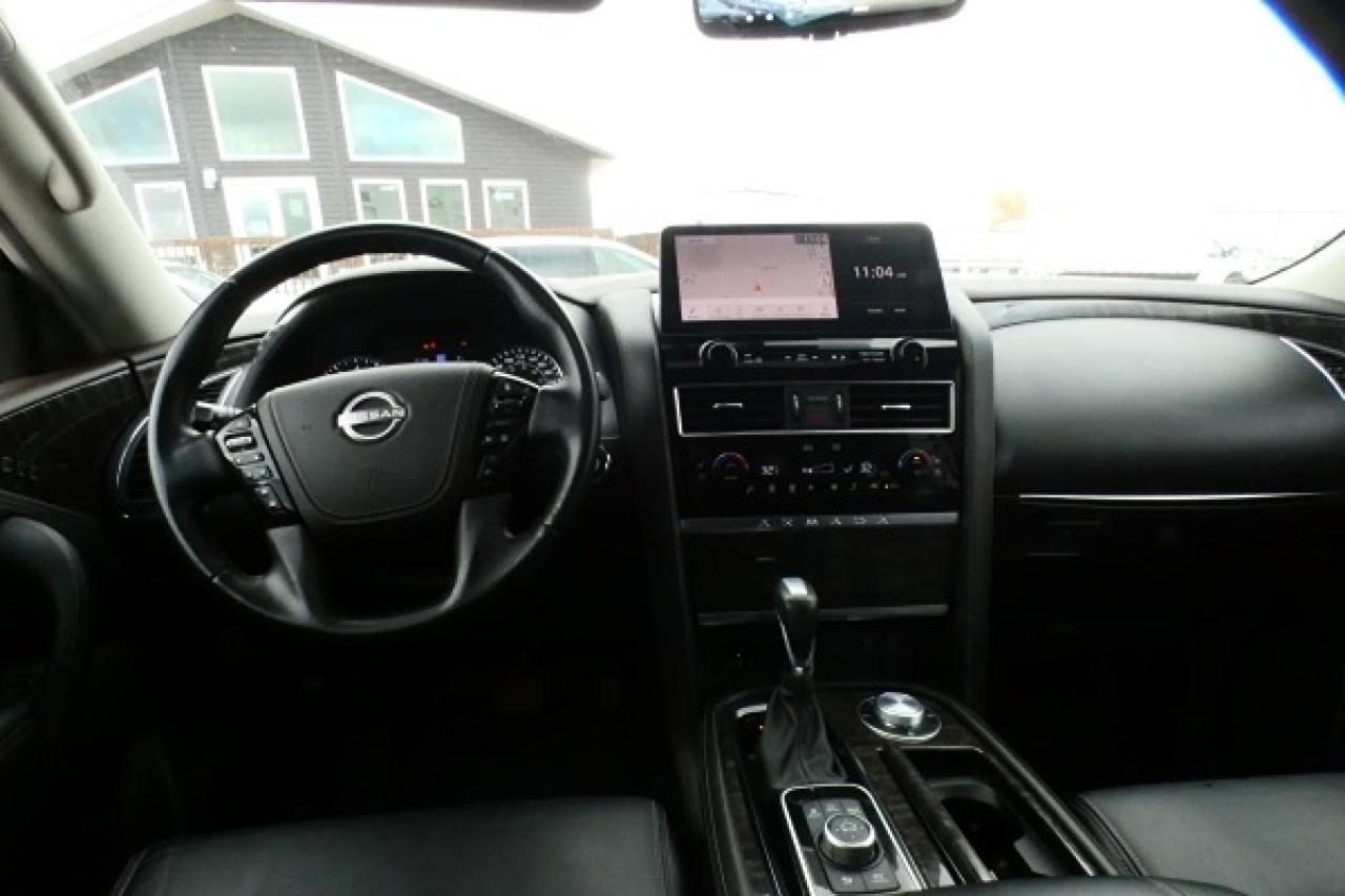 2023 Nissan Armada Platinum 4X4 w/H&C Leather, S/R, NAV, BUC - Photo #11