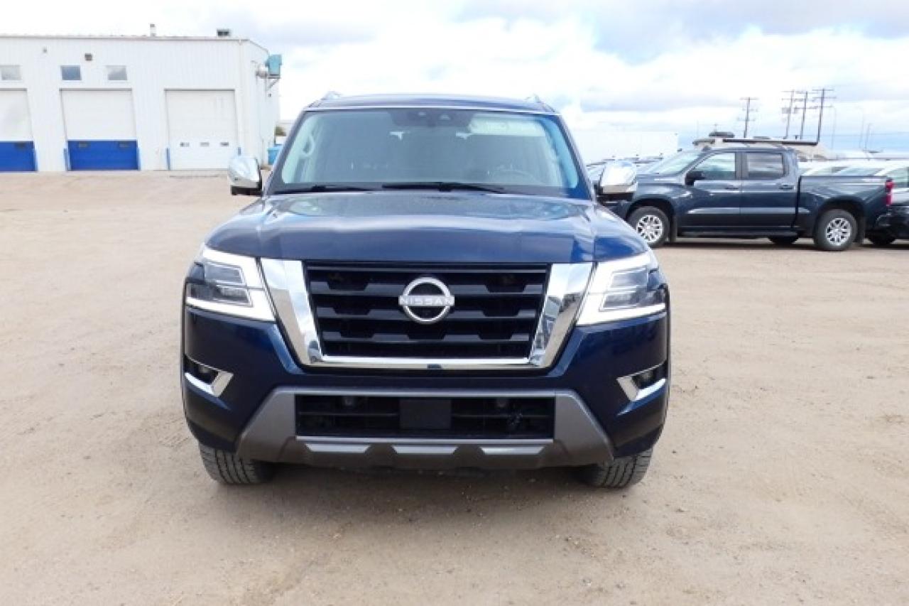 2023 Nissan Armada Platinum 4X4 w/H&C Leather, S/R, NAV, BUC - Photo #3