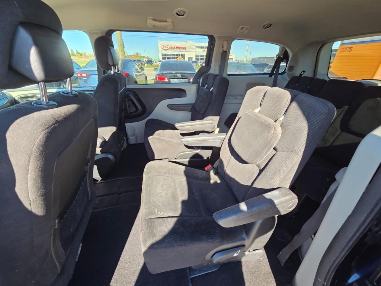 2017 Dodge Grand Caravan  - Photo #13