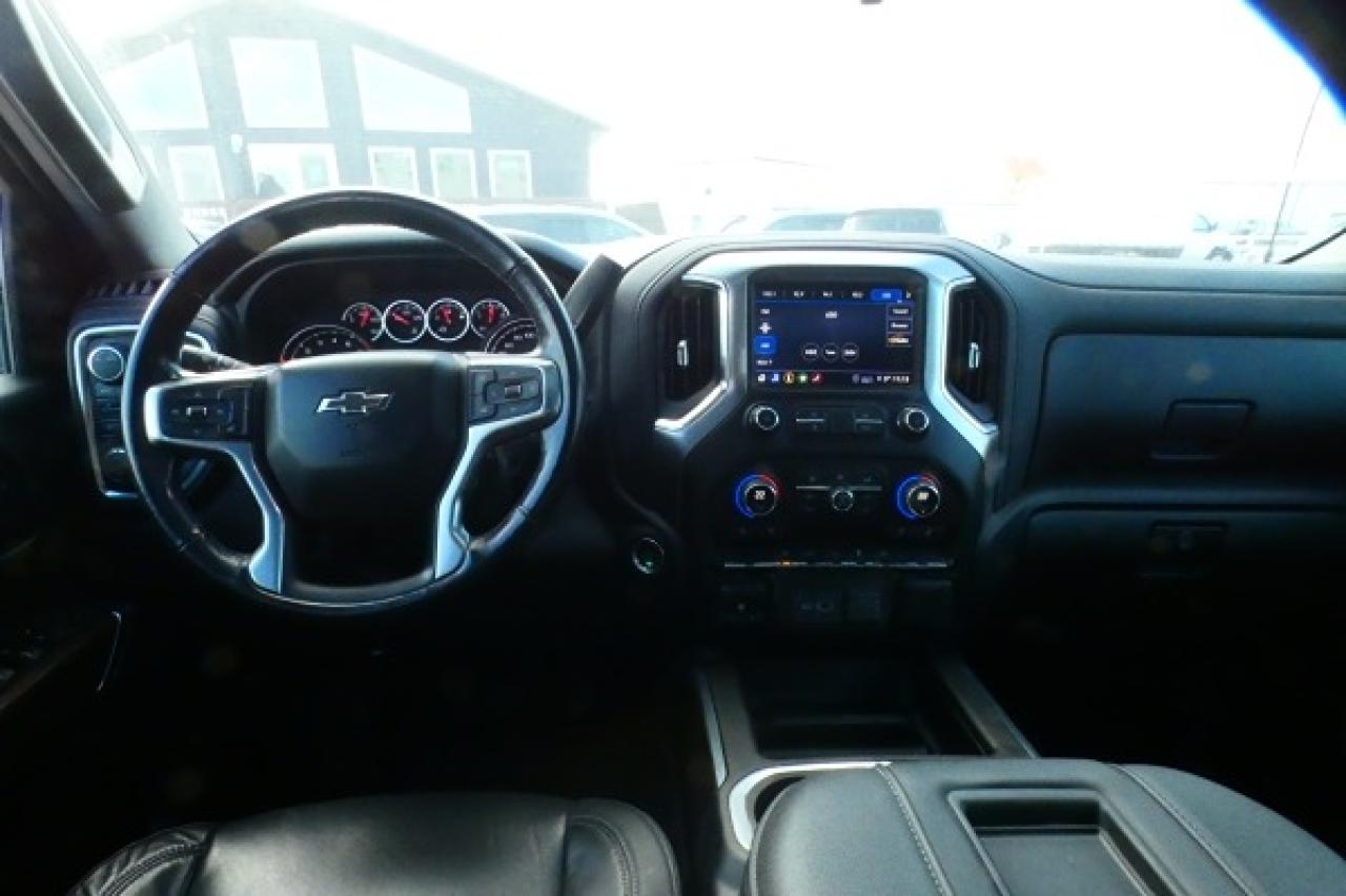 2020 Chevrolet Silverado 1500 RST w/Htd Leather, S/R, BUC - Photo #11