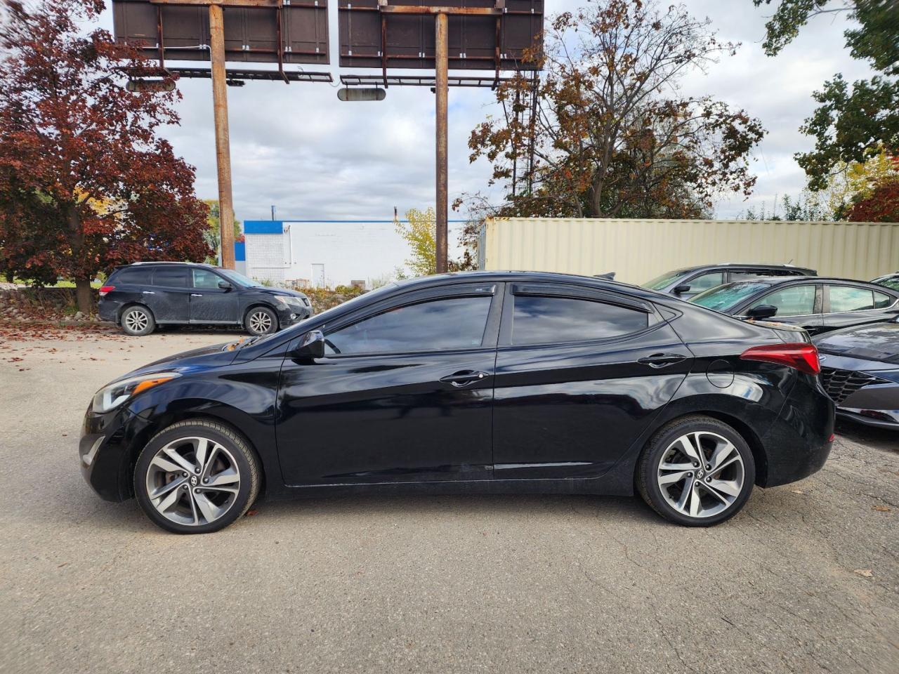 2016 Hyundai Elantra GLS l Clean Carfax l No Accidents l Affordable
