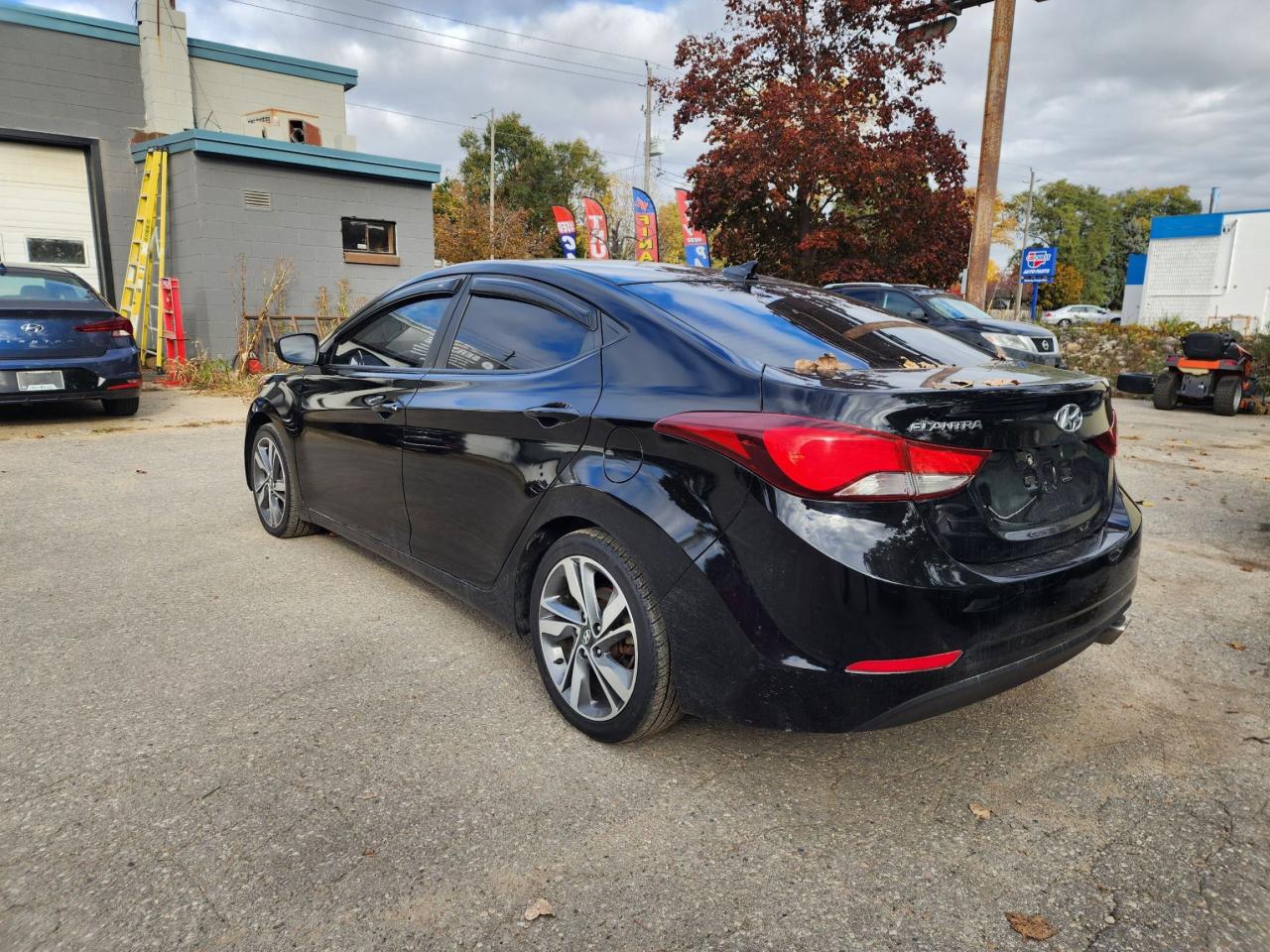 2016 Hyundai Elantra GLS l Clean Carfax l No Accidents l Affordable