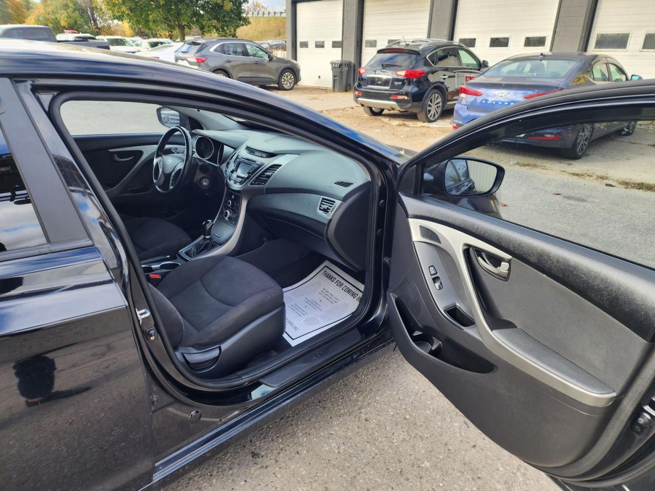 2016 Hyundai Elantra GLS l Clean Carfax l No Accidents l Affordable