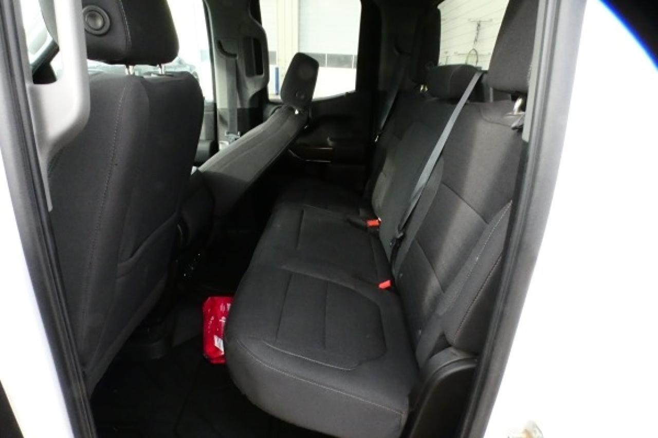 2021 Chevrolet Silverado 1500 RST Z71 w/Htd cloth, BUC - Photo #9