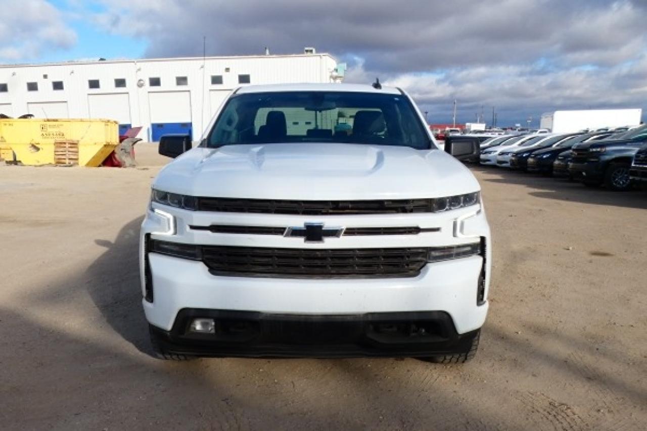 2021 Chevrolet Silverado 1500 RST Z71 w/Htd cloth, BUC - Photo #3