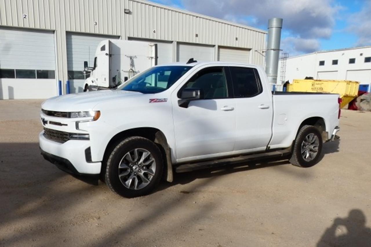 2021 Chevrolet Silverado 1500 RST Z71 w/Htd cloth, BUC - Photo #2