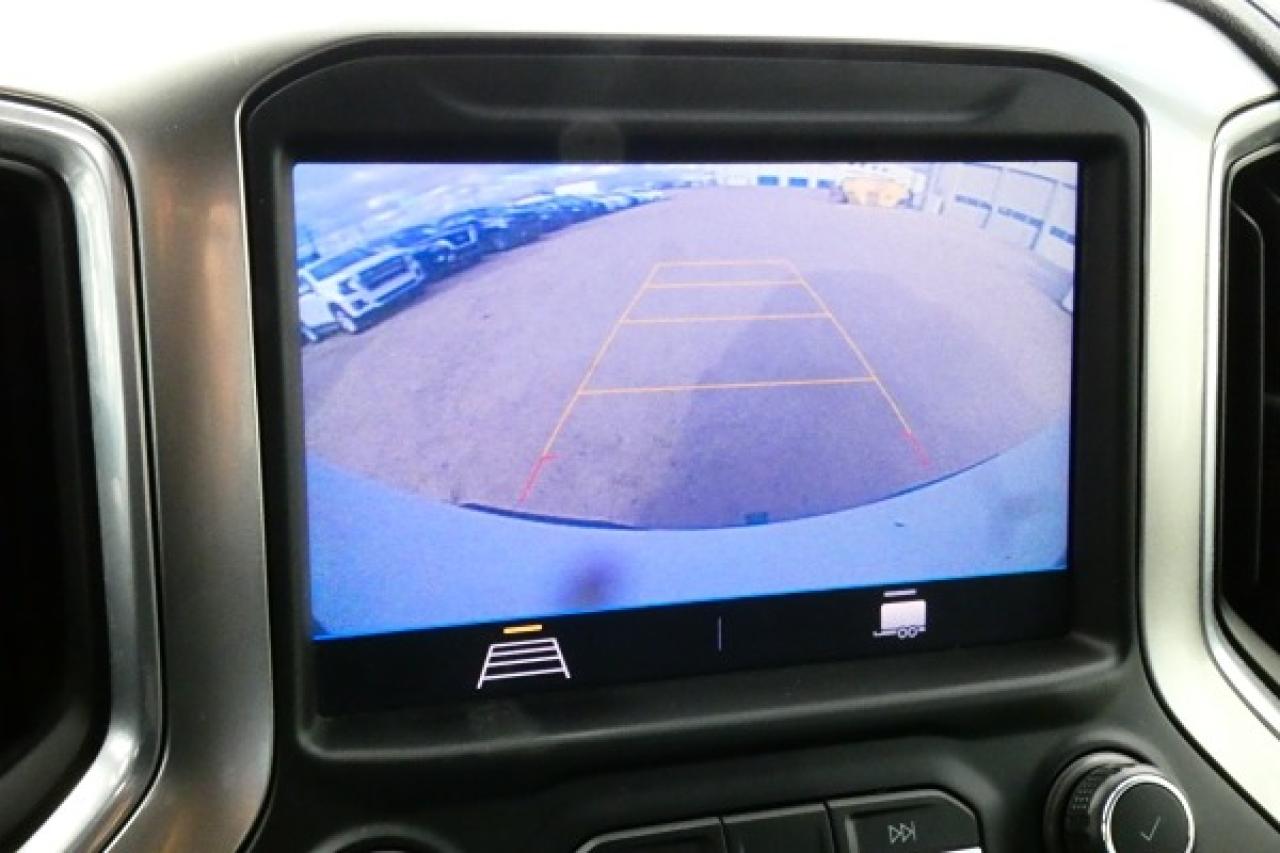 2021 Chevrolet Silverado 1500 RST Z71 w/Htd cloth, BUC - Photo #13