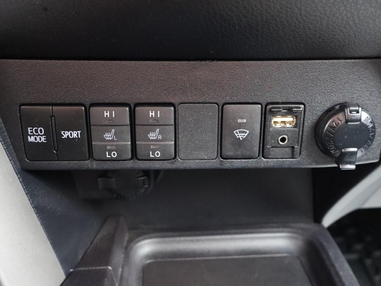 2018 Toyota RAV4 LE AWD CERTIFIED CAMERA BLUETOOTH HEATED LANE CHANGES CRUISE ALLOYS - Photo #23