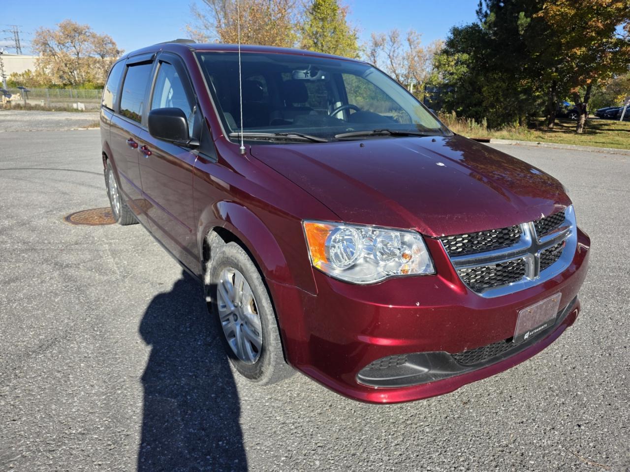 2017 Dodge Grand Caravan SE - Photo #7