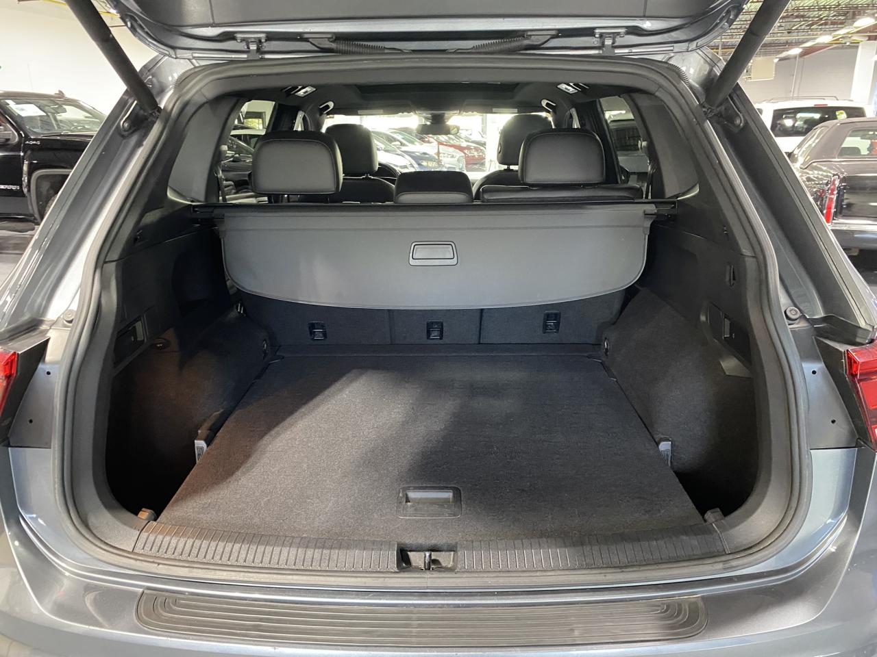 2019 Volkswagen Tiguan R LINE - Photo #19