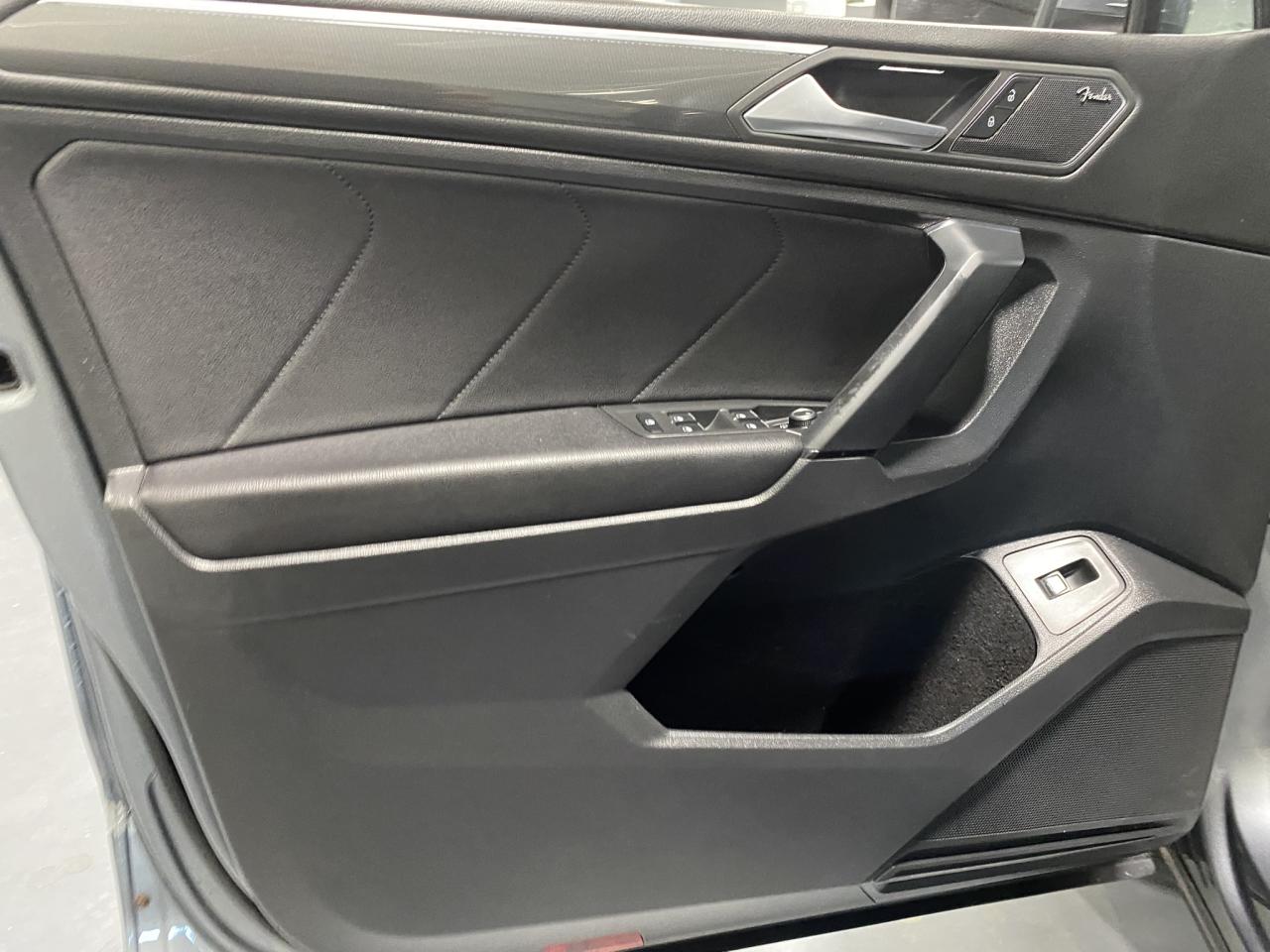 2019 Volkswagen Tiguan R LINE - Photo #11