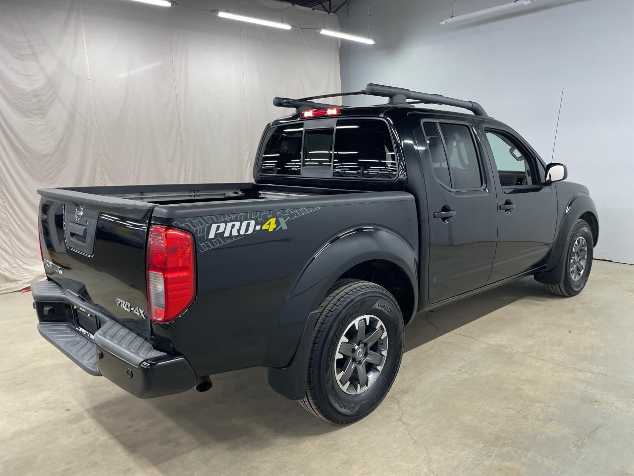 2017 Nissan Frontier Pro-4X Photo