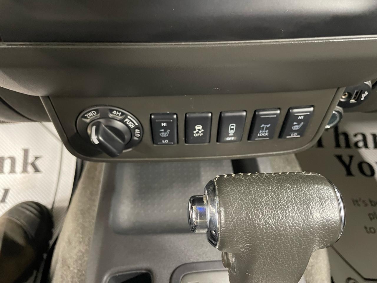 2017 Nissan Frontier Pro-4X Photo16