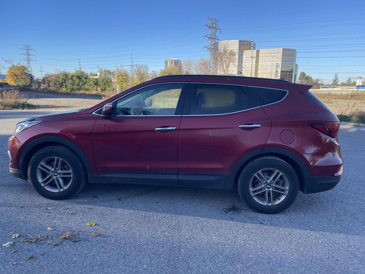 2017 Hyundai Santa Fe Sport 2.4 FWD - Photo #2