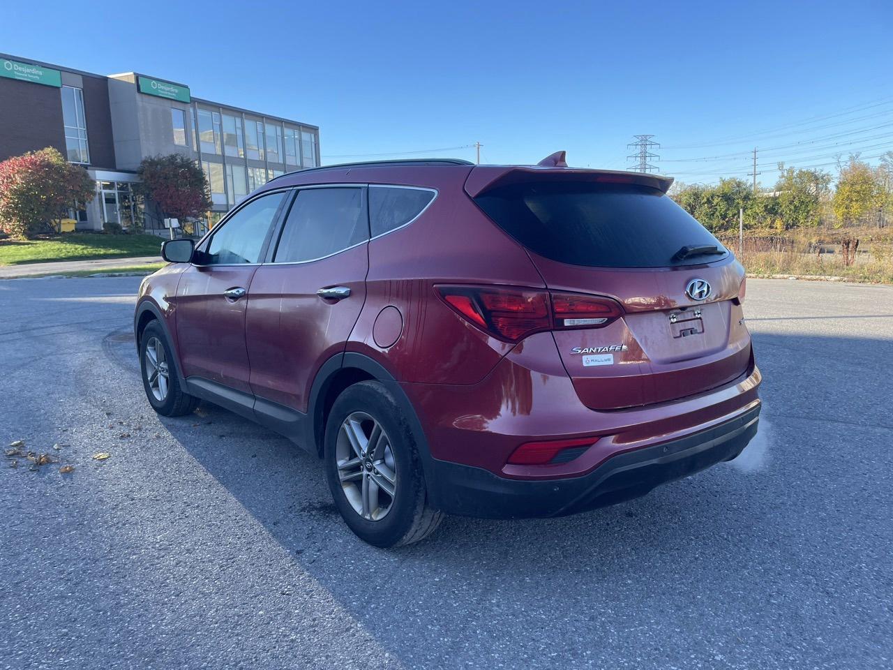 2017 Hyundai Santa Fe Sport 2.4 FWD - Photo #3