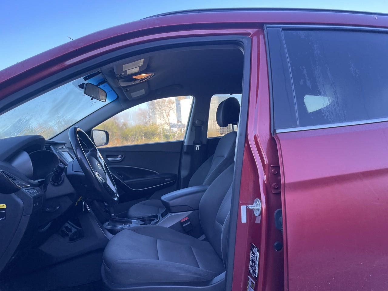 2017 Hyundai Santa Fe Sport 2.4 FWD - Photo #9