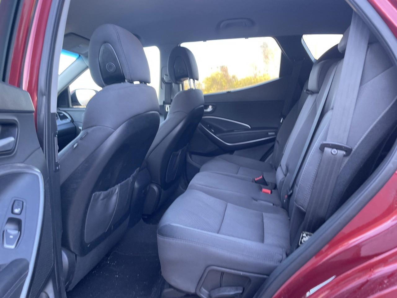 2017 Hyundai Santa Fe Sport 2.4 FWD - Photo #10