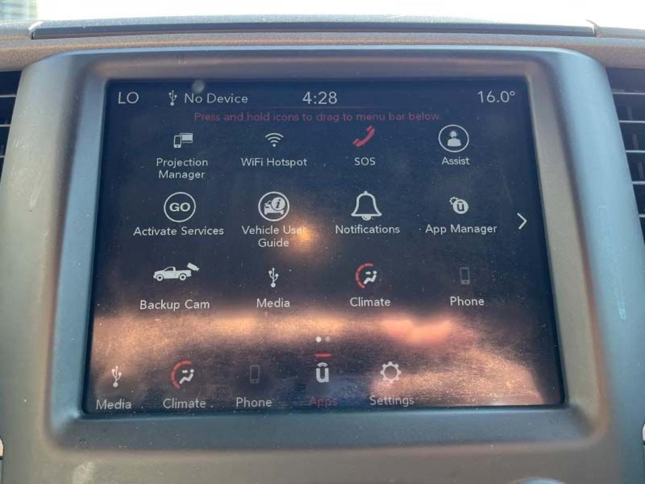 2020 RAM 1500 Classic EXPRESS - Photo #17